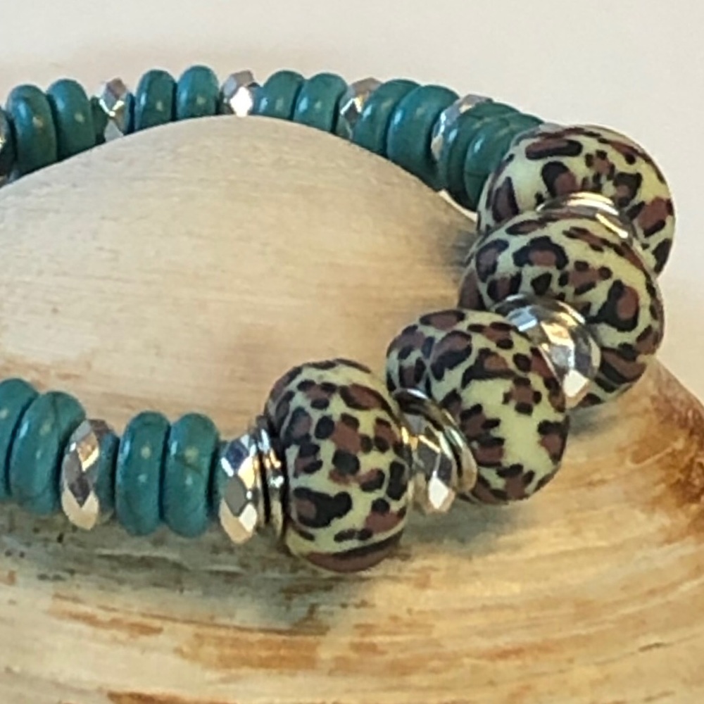 Leopard Polymer bracelet - Picture 3 of 5